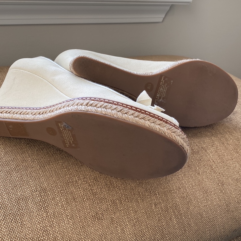 Impeccable Spring Wedges - Picture 7 of 8